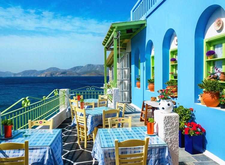 Experience the Beauty of UK on Holiday