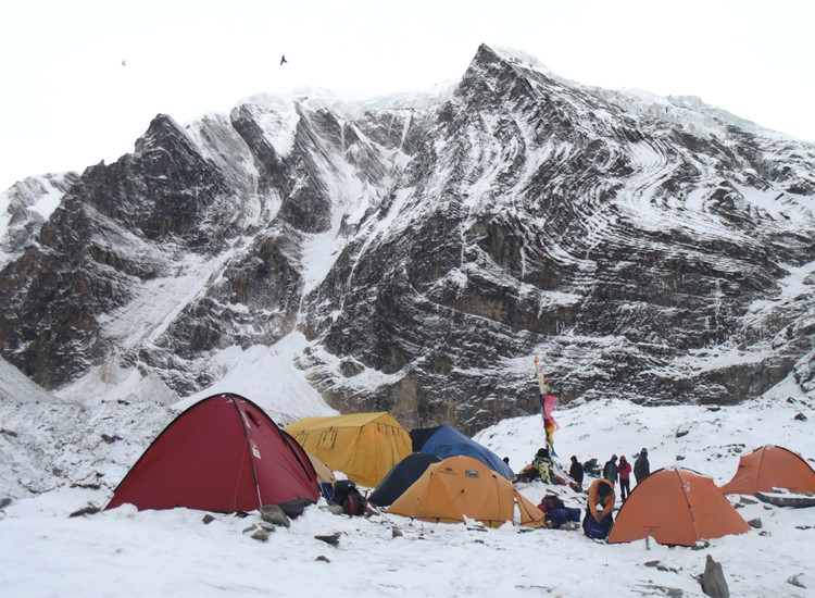 The Snow Camping Ideas